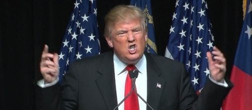 Donald Trump Urges Crowd to Chant 'Turn Off the Lights' - NBC News - nbcnews.com