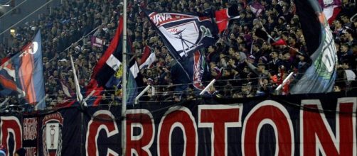 I tifosi del Crotone, squadra di Serie A.