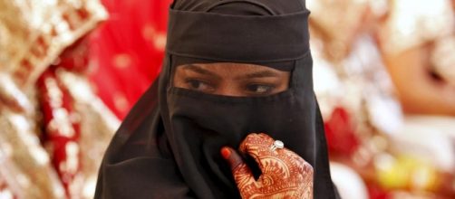 India, le donne musulmane contro il “divorzio istantaneo” - La Stampa - lastampa.it
