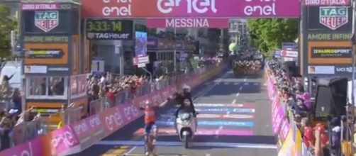 Pibernik a braccia alzate, ma manca ancora un giro