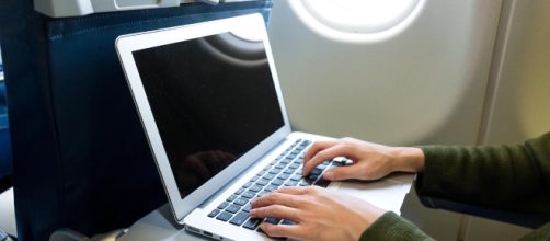 U.S. mulls widening electronics carry-on ban to European airports ... - cbsnews.com