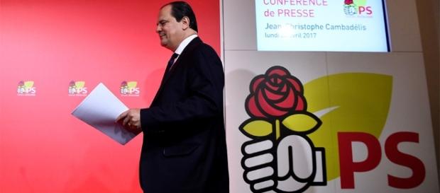 Après la déroute à la présidentielle, les grandes manœuvres Après la déroute à la présidentielle, les grandes manœuvres