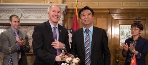 China-based textile company bringing 800 jobs to Forrest City | KATV - katv.com China-based textile company bringing 800 jobs to Forrest City | KATV - katv.com