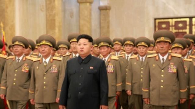 Riuscito l'ultimo test missilistico della Corea del Nord. Il leader supremo di Pyongyang, Kim Jong-un, promette nuovi lanci