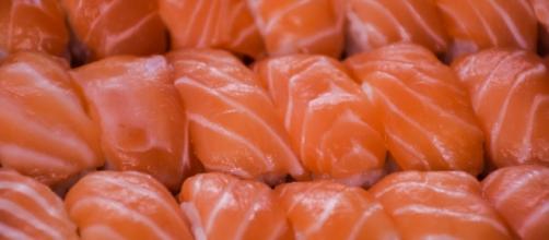 Latest findings reveal that sushi lovers might be at risk of parasites. (Photo via CNN/cnn.com)