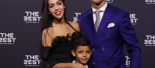 Cristiano Ronaldo bientôt papa de jumeaux ? CR7 aurait payé une ... - purebreak.com