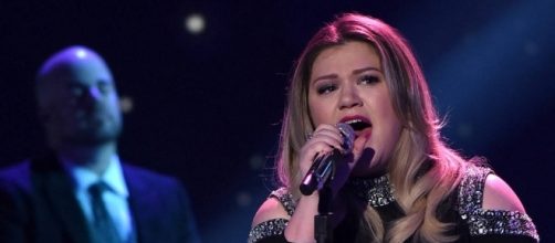 Sorry, American Idol: Kelly Clarkson Joins The Voice Season 14 as coach. / from 'E! Online' - eonline.com