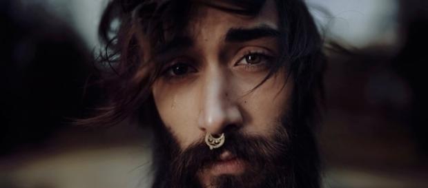 A depressão é uma doença mental que tem que ser tratada com antidepressivos e essas drogas normalmente surtem efeito colaterais muito negativos A depressão é uma doença mental que tem que ser tratada com antidepressivos e essas drogas normalmente surtem efeito colaterais muito negativos