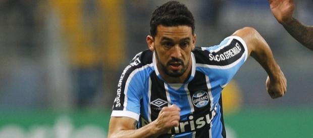 Edílson, lateral-direito do Grêmio Edílson, lateral-direito do Grêmio