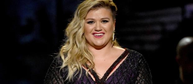 Kelly Clarkson is joininh NBC's "The Voice" season 14 as coach. (Photo via - vulture.com) Kelly Clarkson is joininh NBC's "The Voice" season 14 as coach. (Photo via - vulture.com)