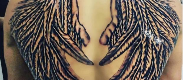 Le nouveau tatouage de Vivian (Secret Story 8, Les anges 7) ne plaît pas à tout le monde ! Le nouveau tatouage de Vivian (Secret Story 8, Les anges 7) ne plaît pas à tout le monde !