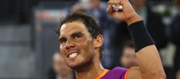 Nadal celebra uno de sus enésimos triunfos - lavanguardia.com Nadal celebra uno de sus enésimos triunfos - lavanguardia.com
