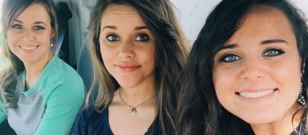 The Duggar girls photo via BN library The Duggar girls photo via BN library