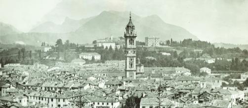 Francesco Fidanza, Panorama di Varese da Villa Montalbano, gelatina ai sali d’argento, 1900 circa, Varese, Archivio Fotografico dei Musei Civici