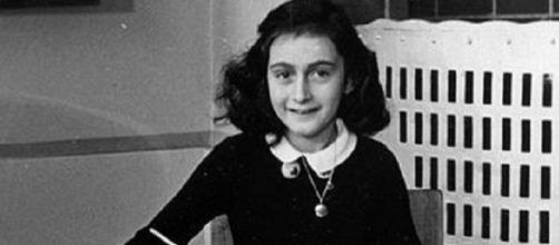 Anne Frank at school (Website Anne Frank Stichting, Amsterdam)