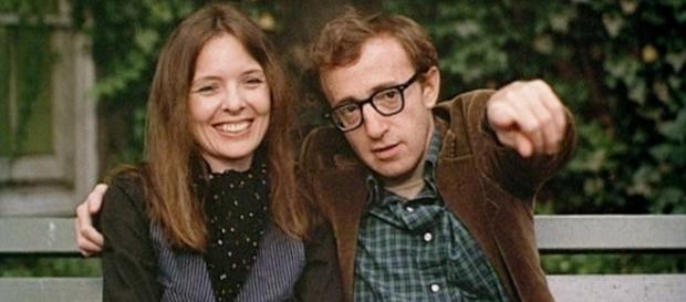 ANNIE HALL (review) - Black Sheep Reviews - blacksheepreviews.com ANNIE HALL (review) - Black Sheep Reviews - blacksheepreviews.com