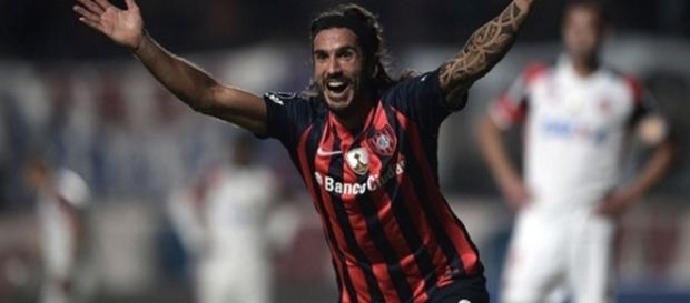 Flamengo sai na frente, mas cede o empate no último lance Flamengo sai na frente, mas cede o empate no último lance