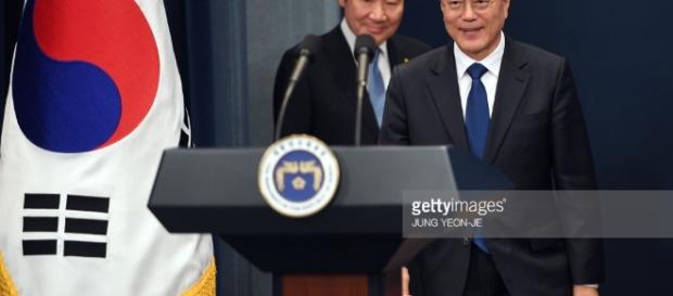 Newly elected South Korean President Moon Jae-in Photos and Images ... - gettyimages.com Newly elected South Korean President Moon Jae-in Photos and Images ... - gettyimages.com