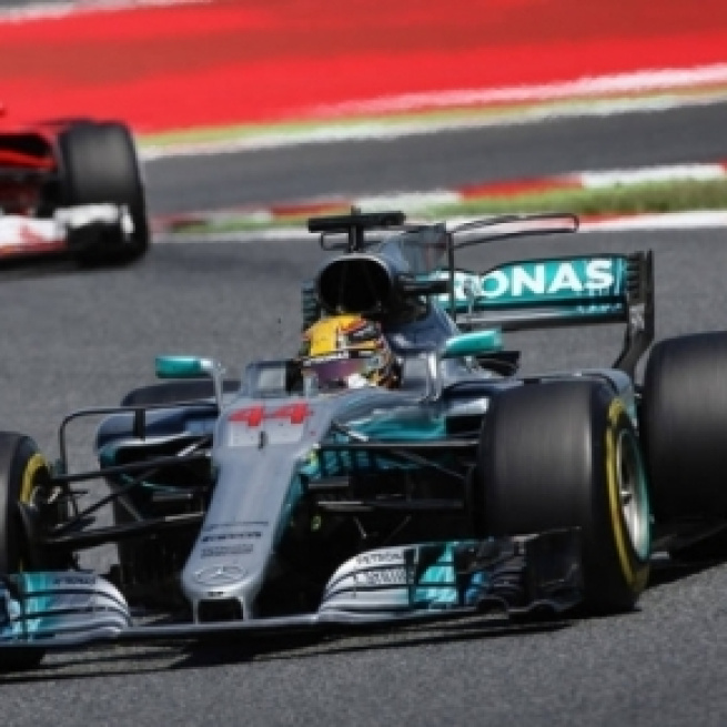 Lewis Hamilton found the winning formula in Barcelona. (Source: autoweek.com - found in Blasting News library)
