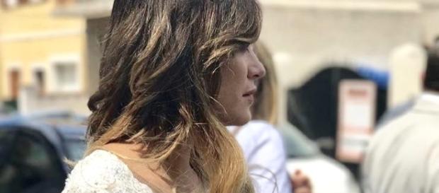 Anaïs Camizuli s'exprime : "J'aurais voulu garder mon mariage secret !" Anaïs Camizuli s'exprime : "J'aurais voulu garder mon mariage secret !"