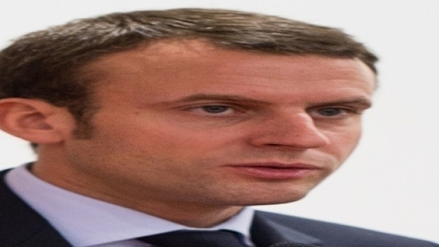 Emmanuel Macron all'Eliseo: termina l'era di Hollande