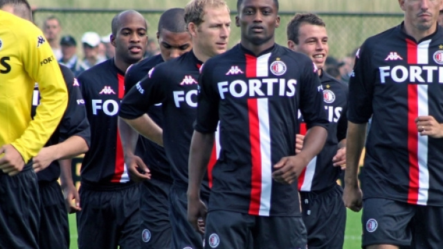 i giocatori della squadra del Feyenoord, campione della Eredivisie olandese