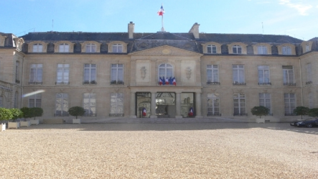 La cour du Palais de l'Elysée le 31 juillet 2012