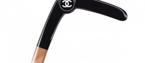 Il boomerang introdotto sul mercato per la pre-collezione estate 2017 di Chanel