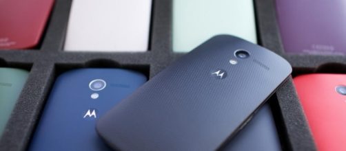 Moto X SIM-Free Price Cut To £300 In UK | Know Your Mobile - knowyourmobile.com