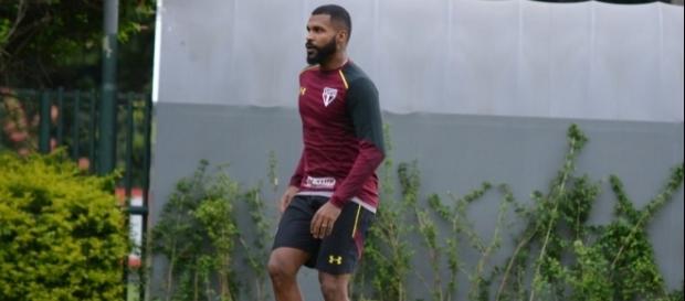 Breno mudou de ideia e irá para o Vasco (Érico Leonan/saopaulofc.net) Breno mudou de ideia e irá para o Vasco (Érico Leonan/saopaulofc.net)