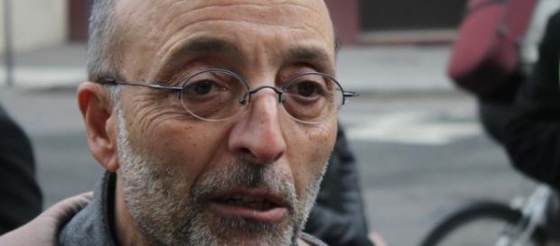 Le maire Martial Passi... - radioespace.com Le maire Martial Passi... - radioespace.com