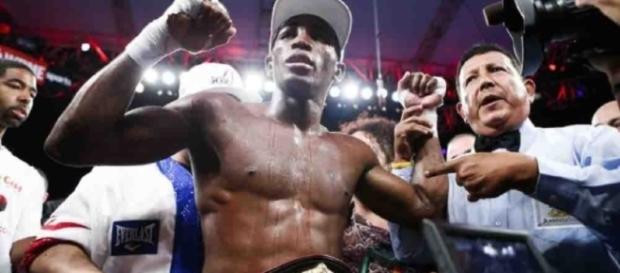 Mayweather, a very dominant boxing champion Mayweather, a very dominant boxing champion