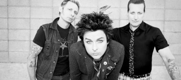 See Green Day's Lyric Video for Resilient 'Still Breathing ... - rollingstone.com See Green Day's Lyric Video for Resilient 'Still Breathing ... - rollingstone.com