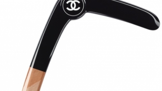Il boomerang introdotto sul mercato per la pre-collezione estate 2017 di Chanel