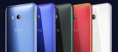 HTC announces its squeezable U11 flagship phone - TechSpot - techspot.com