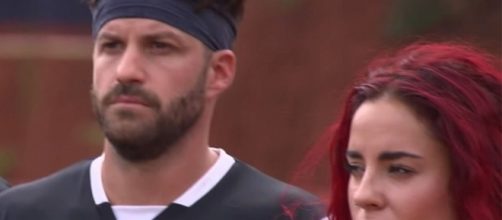 MTV's newest reality series 'The Challenge: Champs vs. Pros' premieres on Tuesday night. [Image via Blasting News image library/people.com]