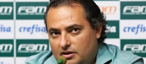 Alexandre Mattos deve contratar mais jogadores para o Palmeiras Alexandre Mattos deve contratar mais jogadores para o Palmeiras
