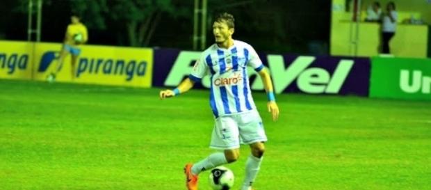 Jogador foi escolhido como o melhor lateral-esquerdo do campeonato (Foto: Divulgação / Cruzeiro-RS) Jogador foi escolhido como o melhor lateral-esquerdo do campeonato (Foto: Divulgação / Cruzeiro-RS)