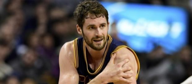 Kevin Love injures shoulder, accuses Kelly Olynyk of dirty play ... - usatoday.com Kevin Love injures shoulder, accuses Kelly Olynyk of dirty play ... - usatoday.com