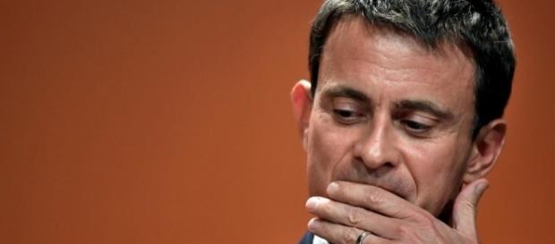 Manuel Valls a désormais le champ libre Manuel Valls a désormais le champ libre