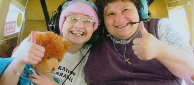 The trailer for the documentary “mommy dead and dearest” is giving ... - scoopnest.com The trailer for the documentary “mommy dead and dearest” is giving ... - scoopnest.com