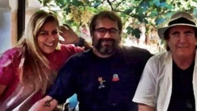 Yari Carrisi, in questa immagine in compagnia dei genitori Romina e Al Bano, ha una nuova fidanzata dopo la fine della storia con Naike Rivelli