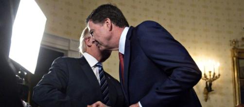 Memo shows Trump asked Comey to end Flynn investigation - image credit topnews.one