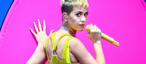 Katy Perry to sit as judge on ABC reboot of 'American Idol'. / from 'ABC News' - go.com