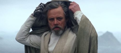 New Details on Luke Skywalker in THE LAST JEDI; Will He Face Off ... - geektyrant.com