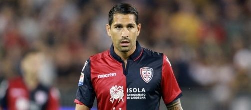 Qui Cagliari: dubbio Borriello con la Fiorentina, la febbre lo ha ... - violanews.com