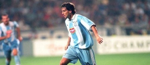 Roberto Mancini (qui con la maglia della Lazio) detiene il record di vittorie in Coppa Italia: 6 da giocatore e 4 da allenatore