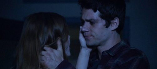 Stiles and Lydia reuniting in the 'Teen Wolf' Mid-season Finale, "Riders on the Storm" (Screenshot by Rachel Foertsch via MTV.com)