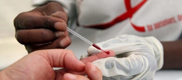 Teste de HIV poderá ser vendido nas farmácias (Foto: Reprodução) Teste de HIV poderá ser vendido nas farmácias (Foto: Reprodução)