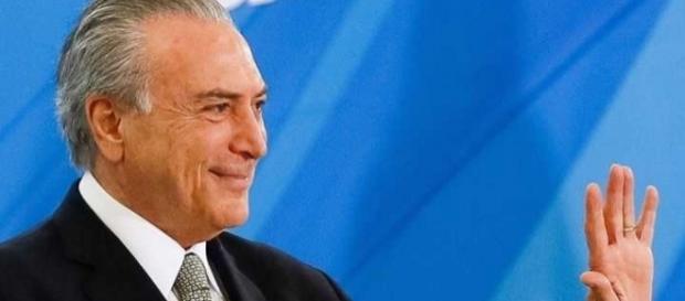 Michel Temer se despedindo da política brasileira Michel Temer se despedindo da política brasileira